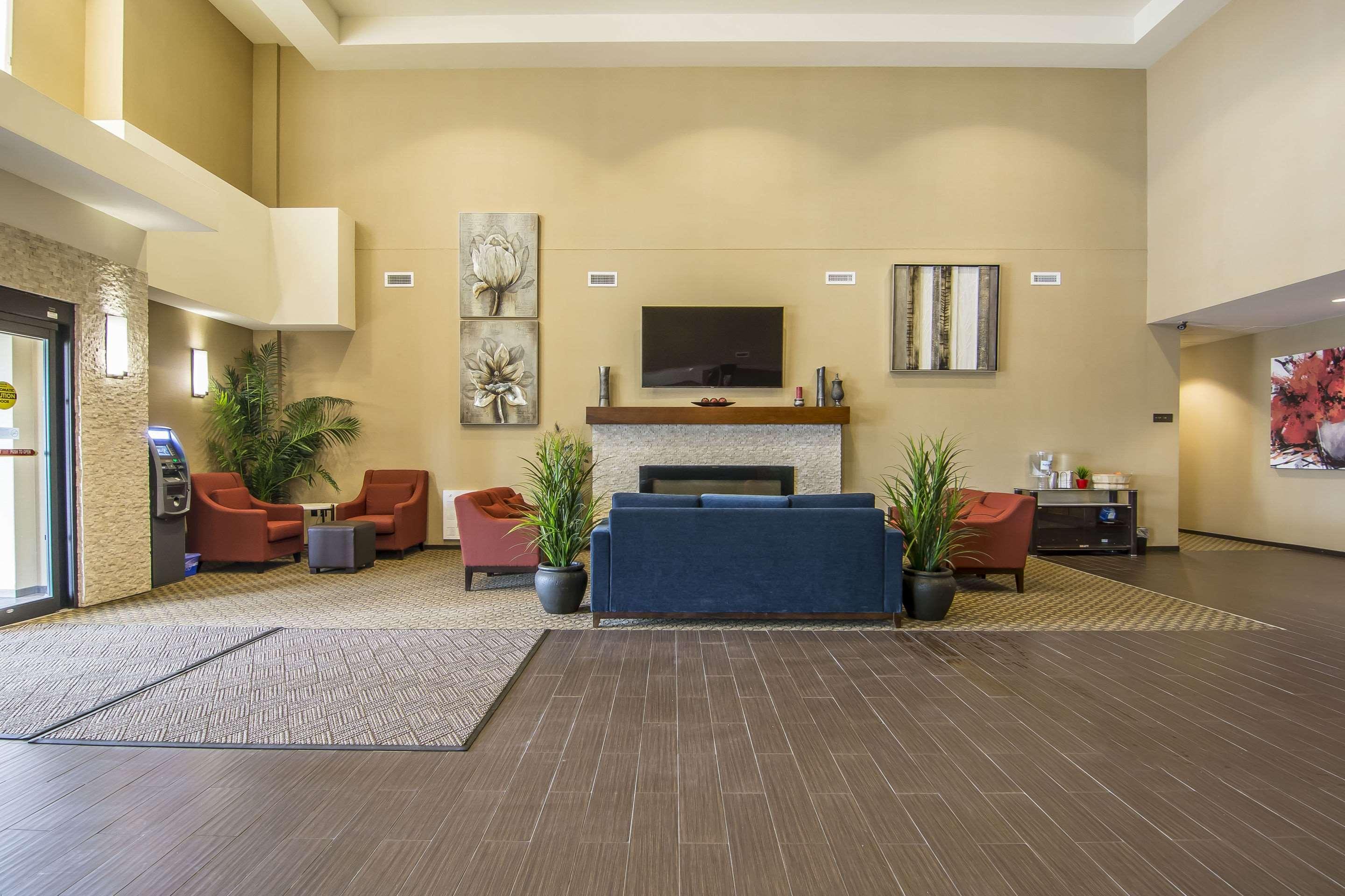 Comfort Suites Regina Exteriér fotografie